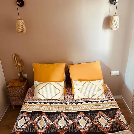 Easy Check-in 10 Min Parking Wifi Netflix Bussy-Saint-Georges